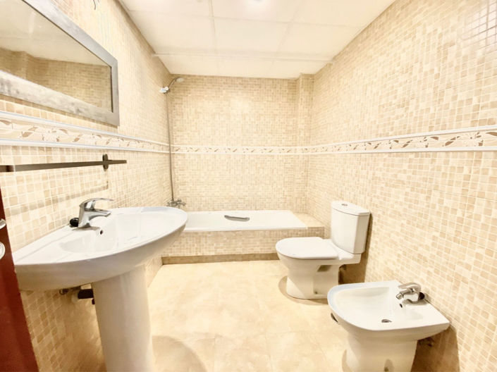 Image No.17-3 Bed Townhouse for sale