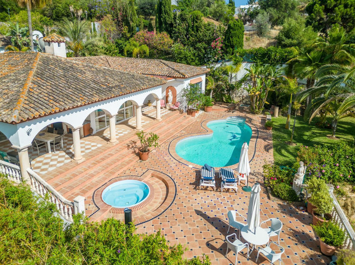 Image No.1-3 Bed Villa for sale