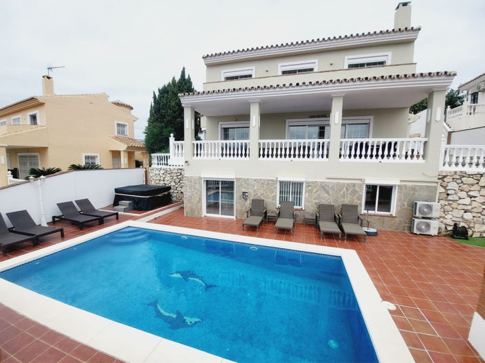 Image No.1-Villa de 5 chambres à vendre à Riviera del Sol