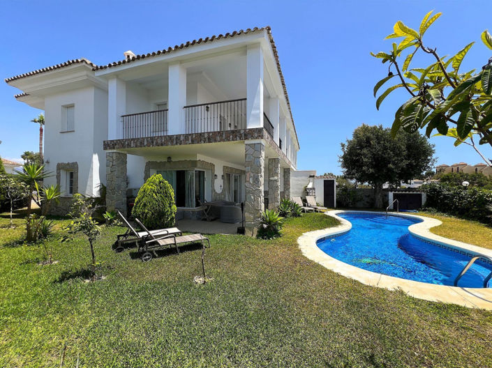 Image No.1-Villa de 5 chambres à vendre à La Mairena
