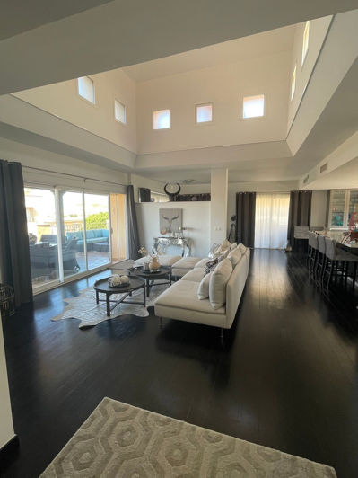 Image No.15-4 Bed Apartment for sale