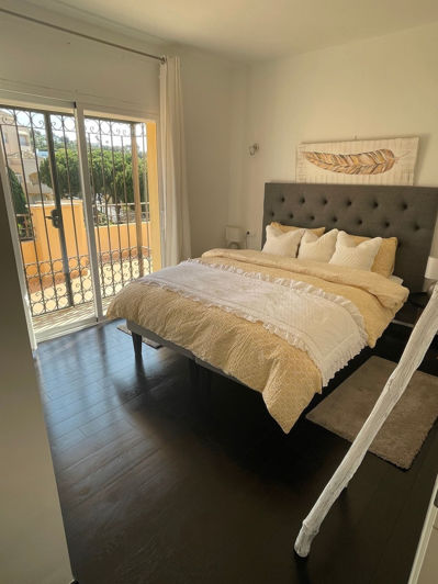 Image No.28-4 Bed Apartment for sale