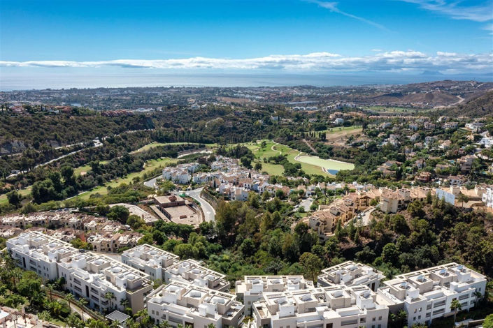 Image No.20-3 Bed Apartment for sale