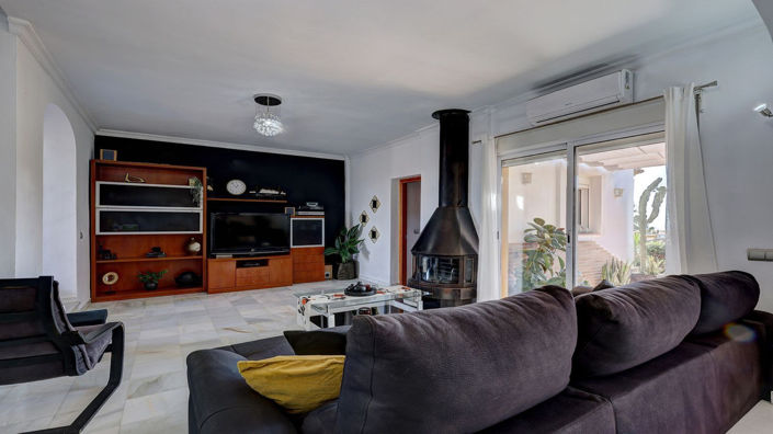 Image No.10-3 Bed Townhouse for sale