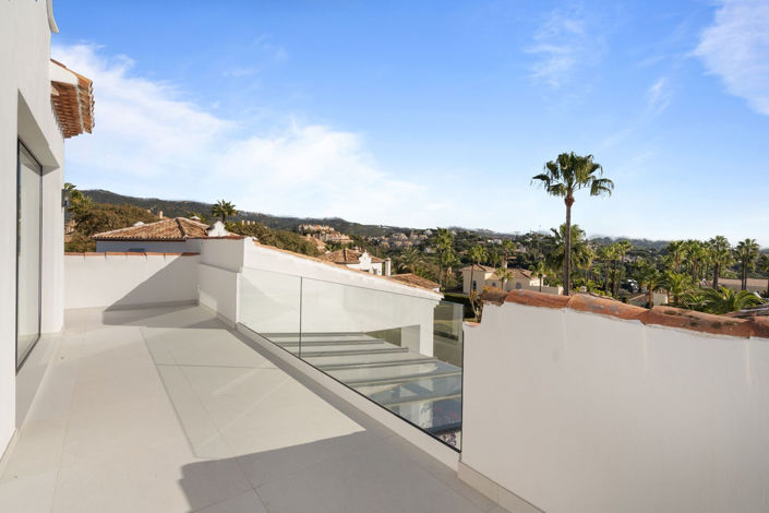 Image No.19-4 Bed Villa for sale