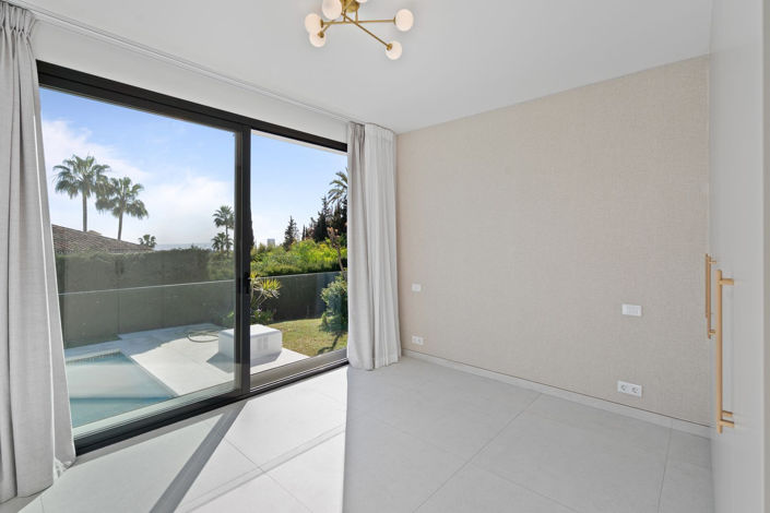 Image No.21-4 Bed Villa for sale