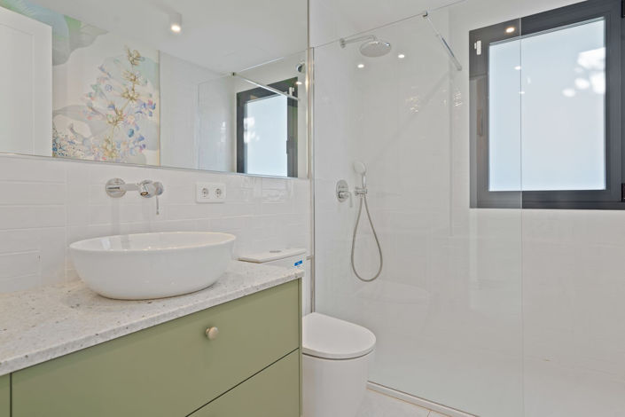 Image No.25-4 Bed Villa for sale