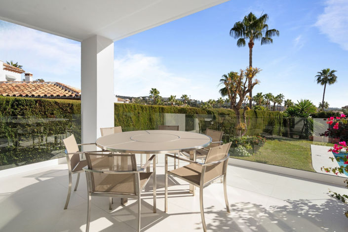 Image No.4-4 Bed Villa for sale