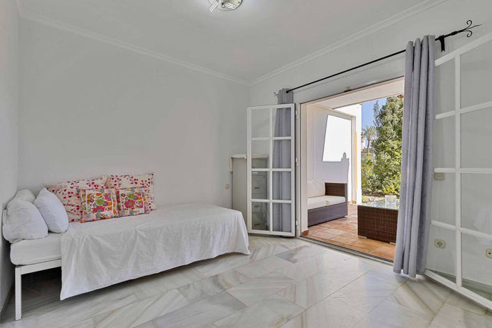 Image No.21-Maison de ville de 4 chambres à vendre à Estepona