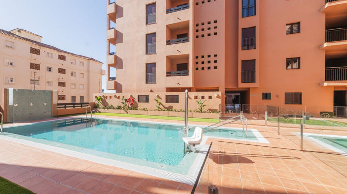 Image No.24-3 Bed Apartment for sale
