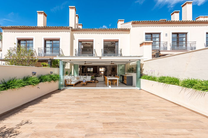 Image No.1-Maison de ville de 5 chambres à vendre à Benahavis