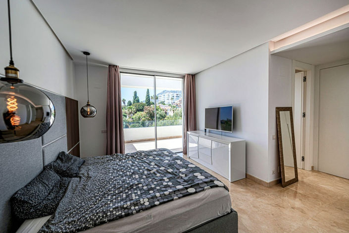 Image No.19-4 Bed Townhouse for sale