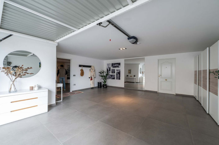 Image No.30-5 Bed Villa for sale