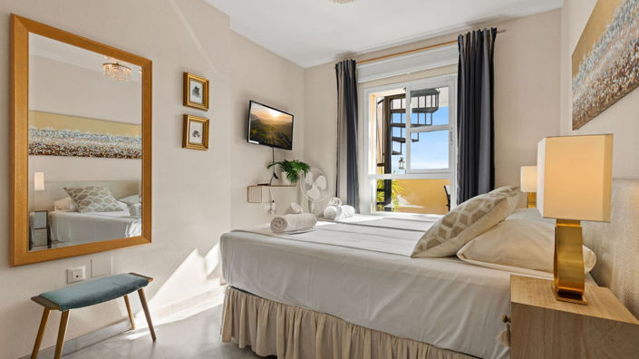 Image No.25-2 Bed Apartment for sale