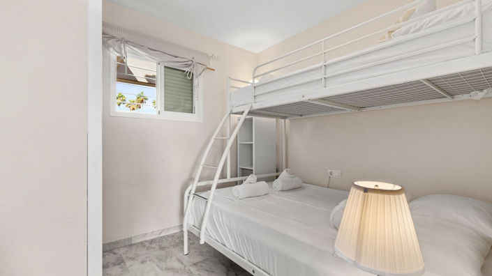 Image No.28-2 Bed Apartment for sale