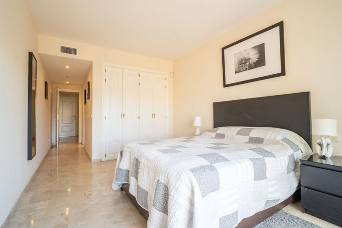 Image No.11-Appartement de 2 chambres à vendre à Estepona