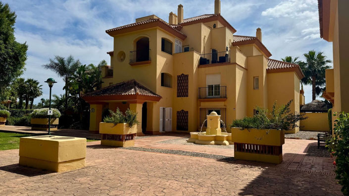 Image No.20-2 Bed Apartment for sale