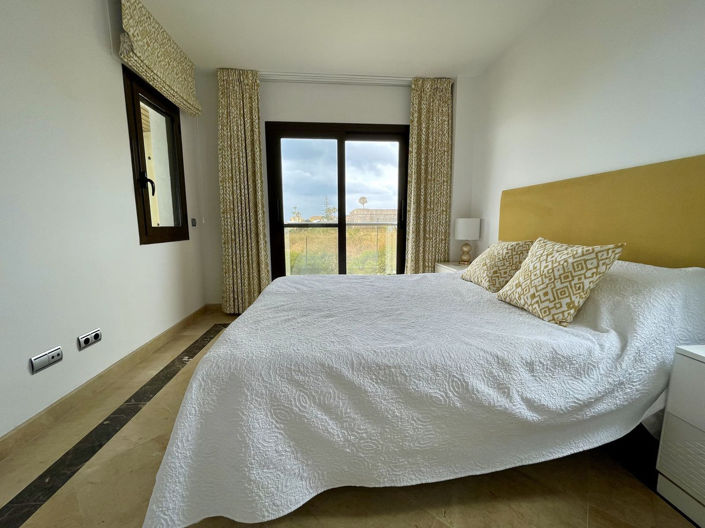 Image No.10-3 Bed Apartment for sale