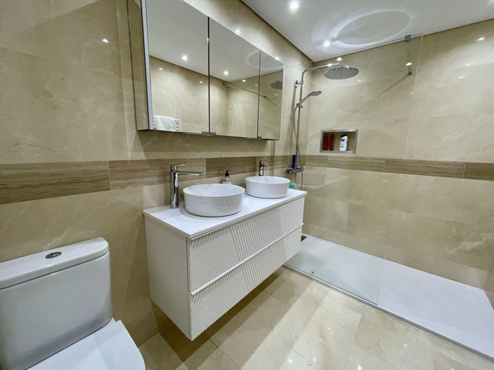 Image No.17-3 Bed Apartment for sale