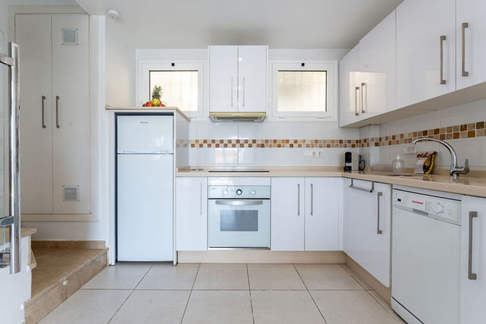 Image No.11-2 Bed Apartment for sale