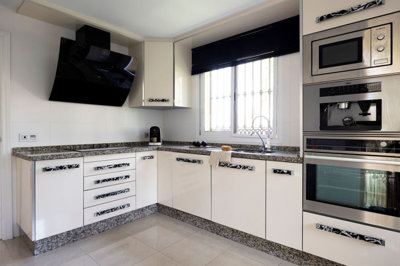 11-20939a0134ad724a8cb2a801094d15a4