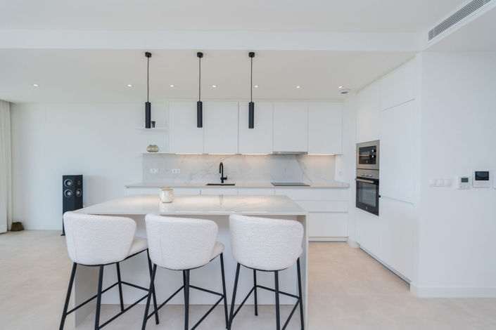 Image No.17-3 Bed Apartment for sale