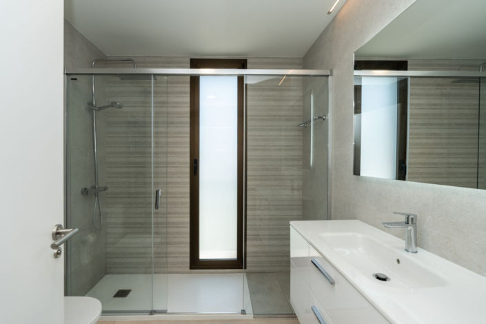 Image No.26-3 Bed Apartment for sale