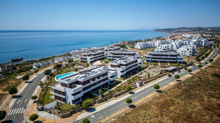 Image No.3-3 Bed Apartment for sale