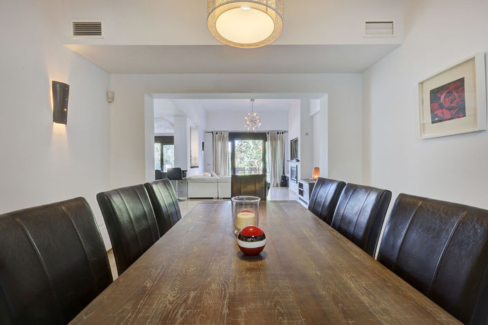 Image No.16-5 Bed Villa for sale