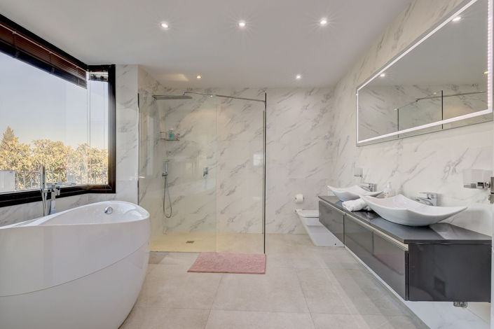 Image No.23-5 Bed Villa for sale