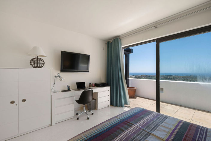 Image No.11-2 Bed Apartment for sale