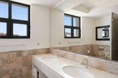 15-11d12f2f454f2f5e9b981fdd8b901d51