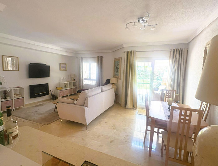 Image No.6-Maison de ville de 3 chambres à vendre à La Duquesa