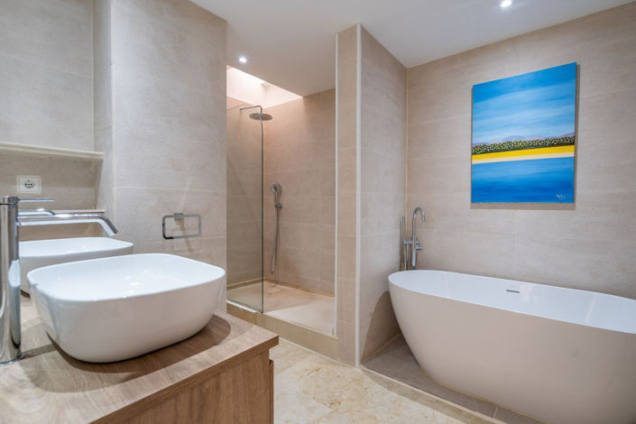 Image No.21-4 Bed Apartment for sale