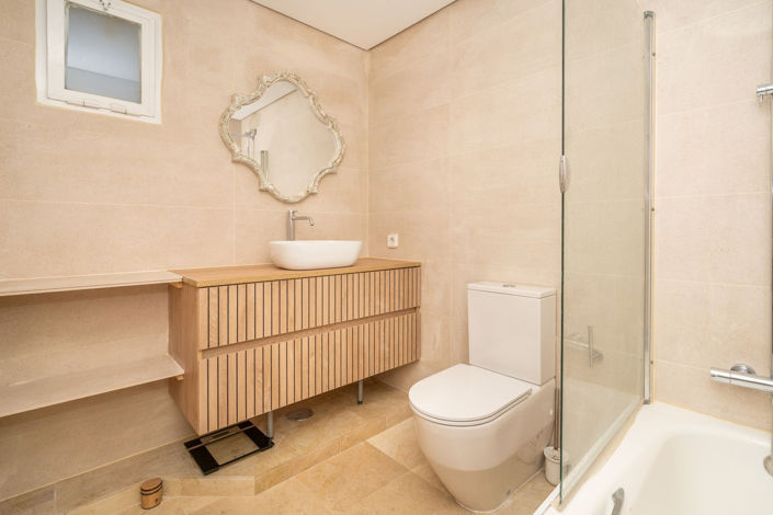 Image No.23-4 Bed Apartment for sale