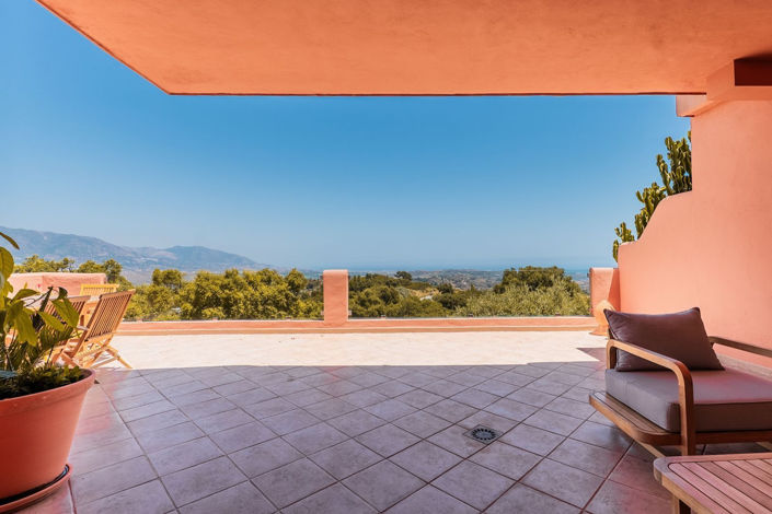 Image No.3-3 Bed Apartment for sale