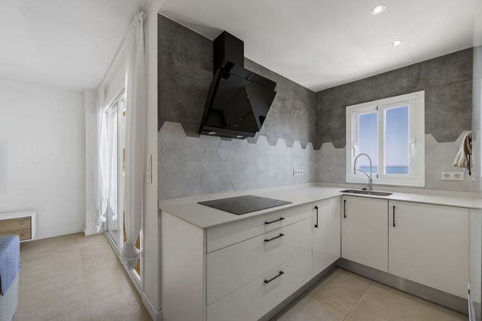 Image No.12-2 Bed Apartment for sale