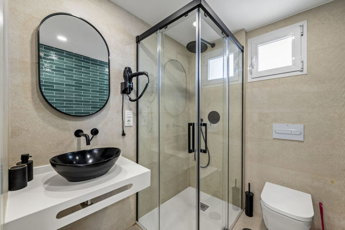 Image No.22-2 Bed Apartment for sale