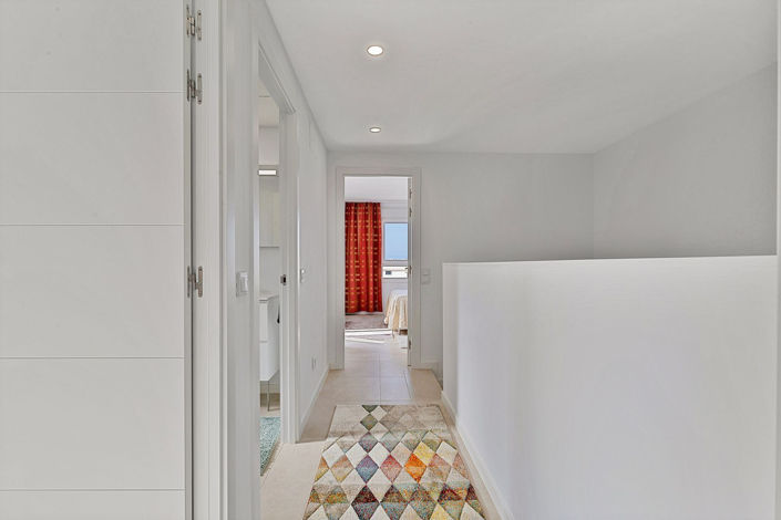 Image No.12-3 Bed Villa for sale