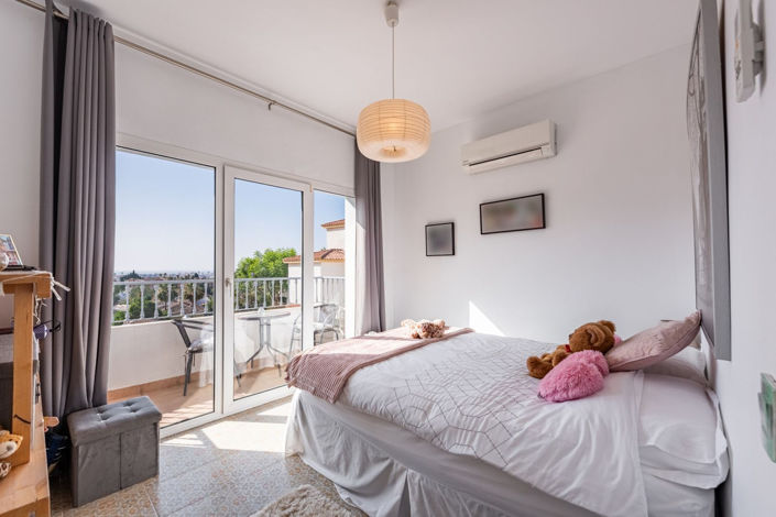 Image No.19-6 Bed Villa for sale