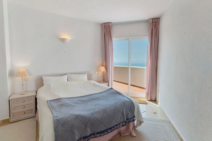 Image No.13-2 Bed Apartment for sale