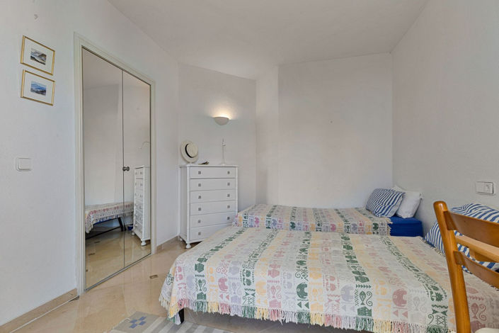 Image No.17-2 Bed Apartment for sale