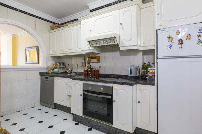 Image No.10-2 Bed Apartment for sale