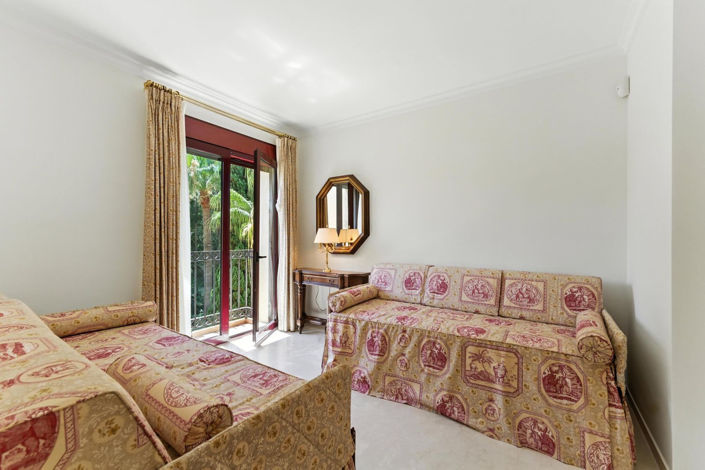 Image No.20-2 Bed Apartment for sale