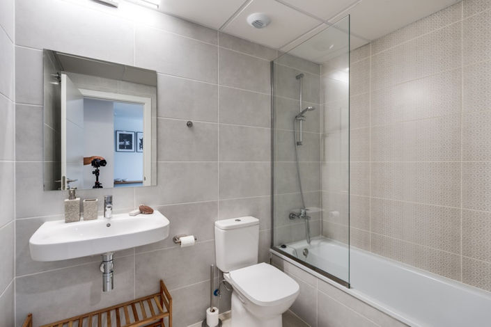 Image No.19-2 Bed Apartment for sale