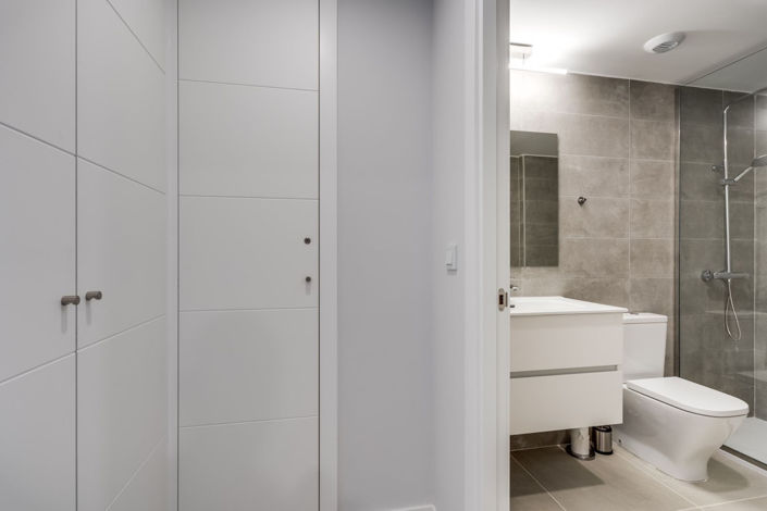 Image No.20-2 Bed Apartment for sale