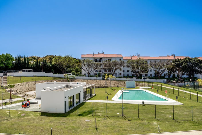 Image No.24-2 Bed Apartment for sale