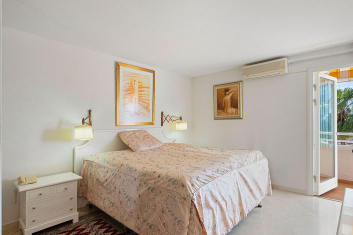 Image No.11-Appartement de 2 chambres à vendre à Estepona