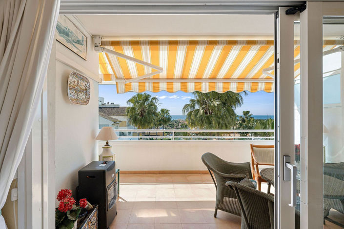 Image No.3-Appartement de 2 chambres à vendre à Estepona