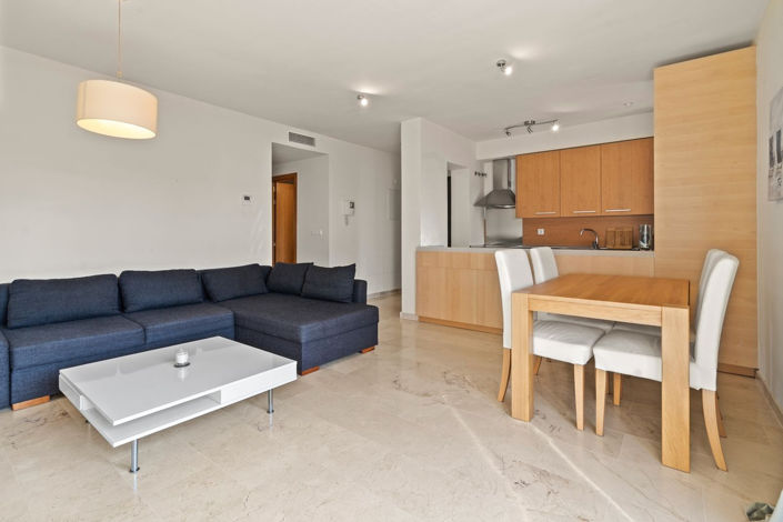 Image No.5-Appartement de 2 chambres à vendre à Estepona